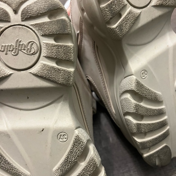 Buffalo London size 7 - Picture 7 of 15